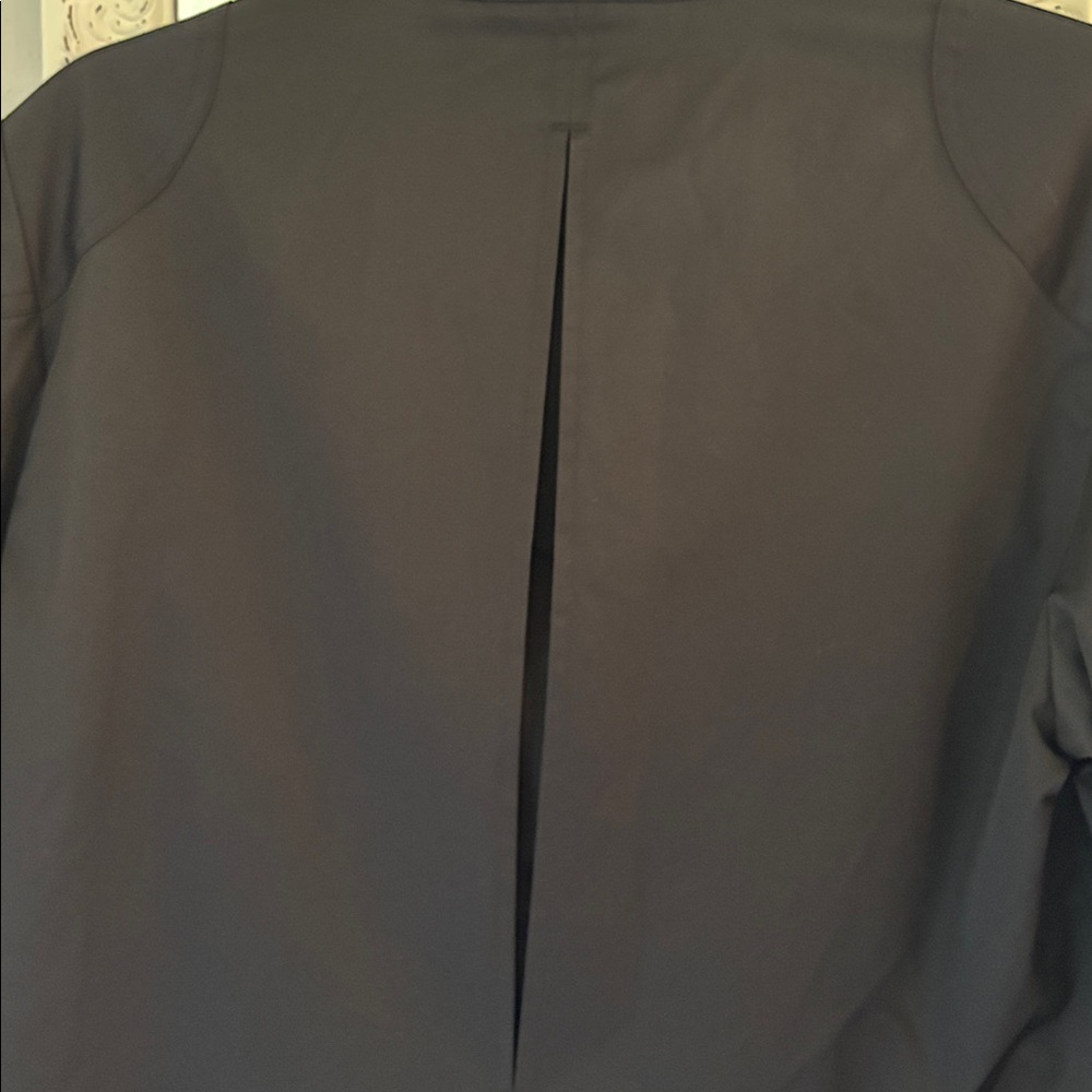 Bobby Jones ladies golf jacket. Size M. $25 - Picture 3 of 6